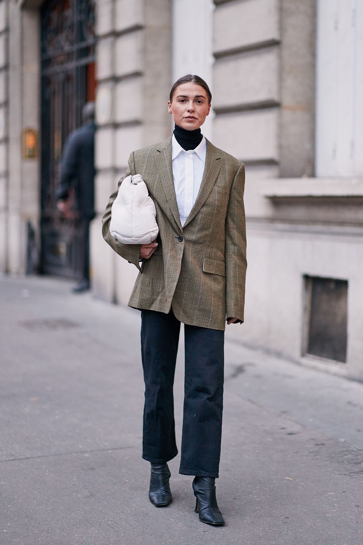 See the Latest Paris Fashion Week Street Style Fall 2019 | Who What Wear