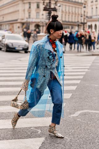 paris-fashion-week-street-style-fall-2019-277888-1551832673478-image
