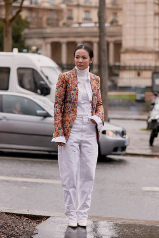 paris-fashion-week-street-style-fall-2019-277888-1551832676648-image