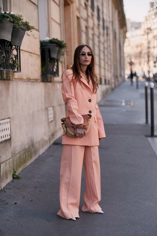 paris-fashion-week-street-style-february-2019-277955-1551785610156-image