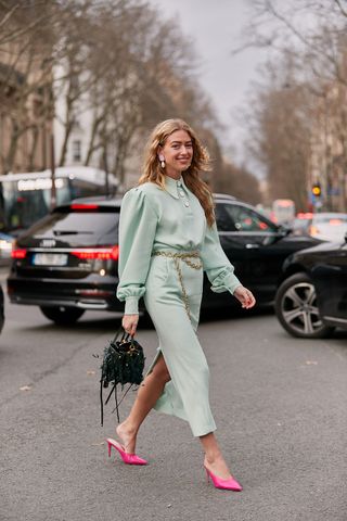 paris-fashion-week-street-style-february-2019-277955-1551785644296-image