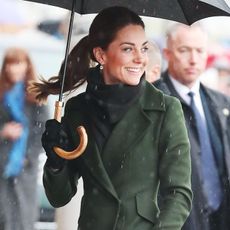 kate-middleton-green-outfit-278202-1551878263844-square