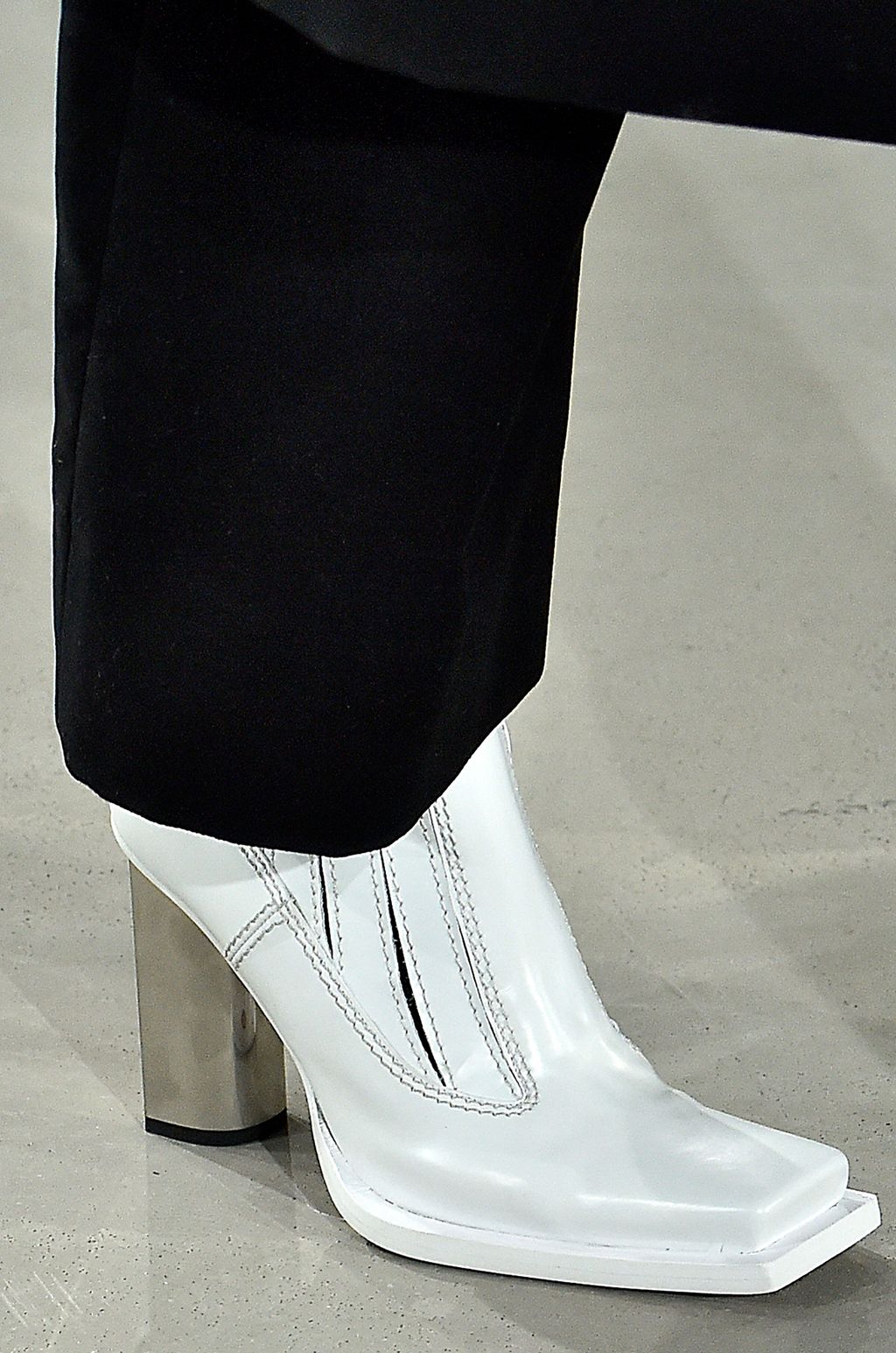 russell wilson tennis shoes