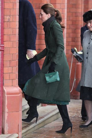 kate-middleton-knee-high-boots-trend-278220-1551903331309-image