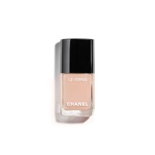 Chanel + Le Vernis Longwear Nail Colour in Harmonie