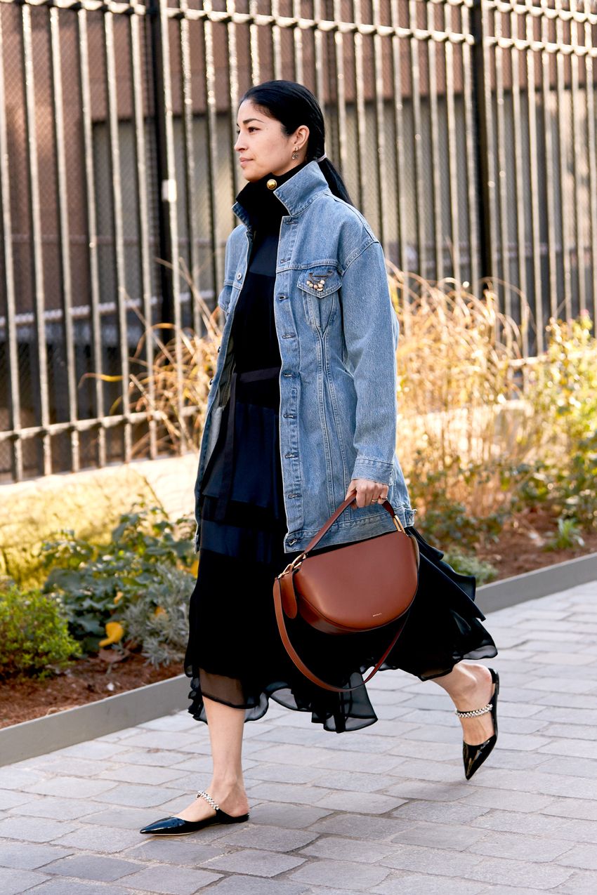 11 Chic Denim Outfits for Women Over 40 | Who What Wear