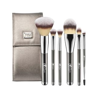 It Cosmetics + Your Superheroes Full-Size Travel Makeup Brush Set