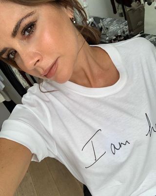 victoria-beckham-skincare-routine-278347-1552318805204-main