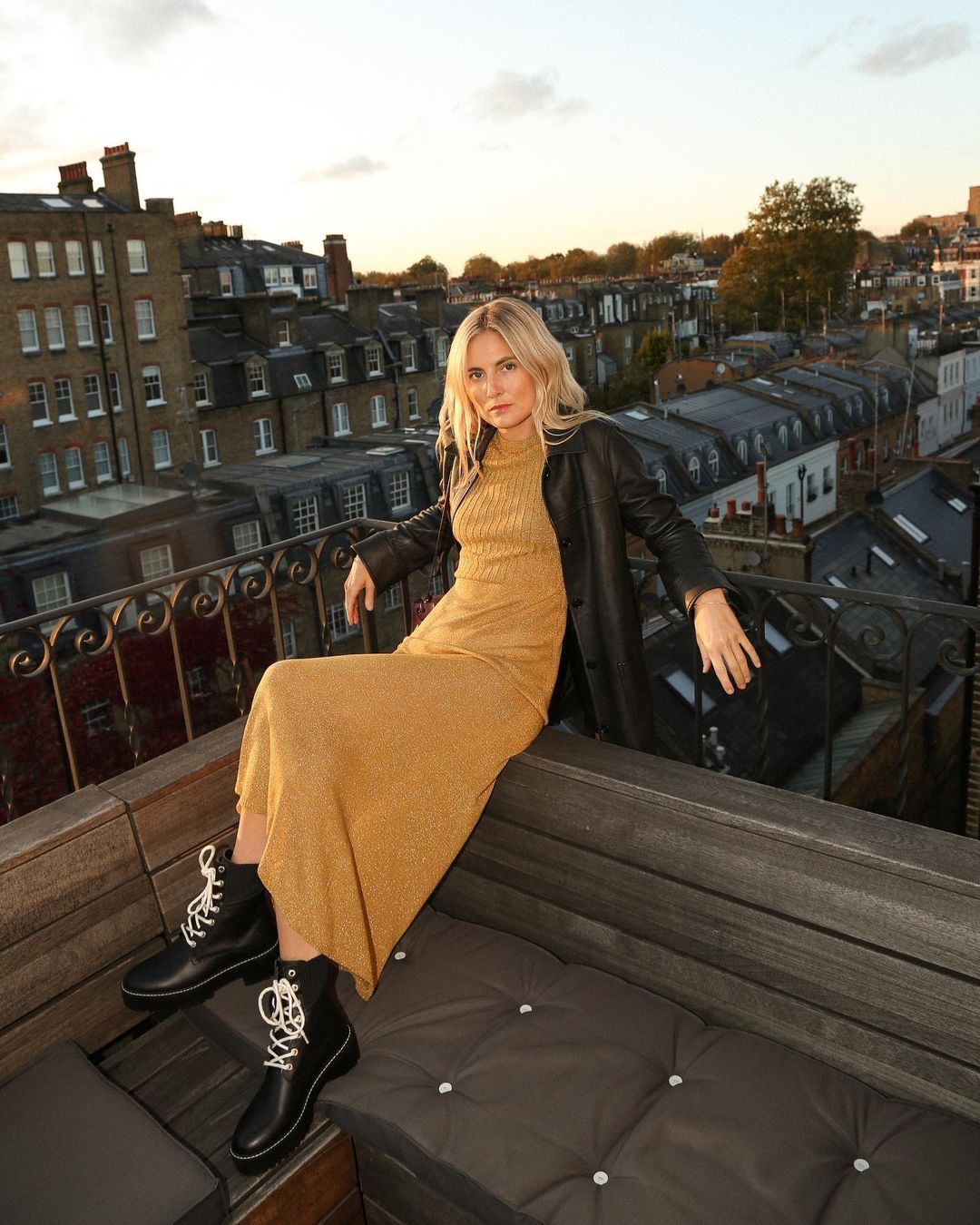 9 Winter-to-Spring Outfits Cool Girls Are Wearing | Who What Wear