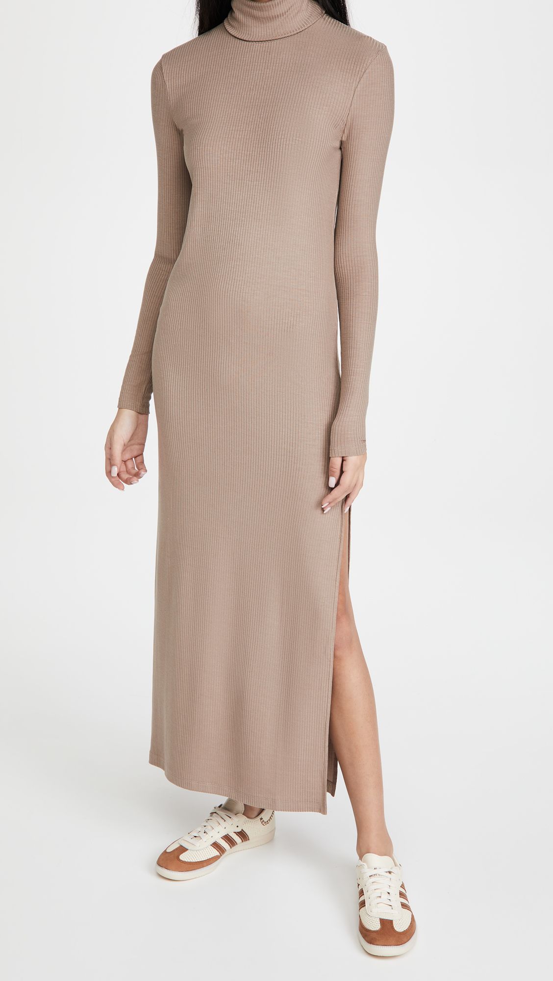 9 Winter-to-Spring Outfits Cool Girls Are Wearing | Who What Wear