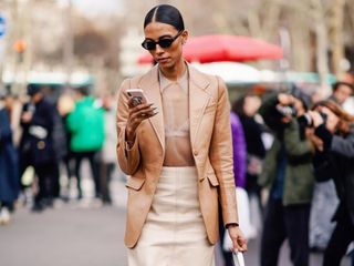 fashion-trends-on-instagram-march-2019-278479-1552588031066-main