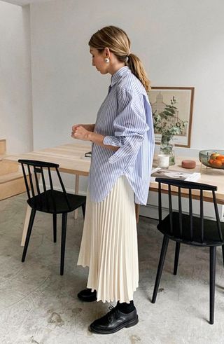 arket-pleated-skirt-278480-1552548773809-image