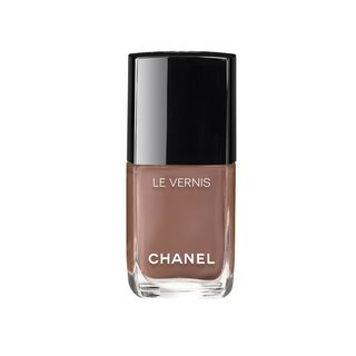 Chanel + Le Vernis Longwear Nail Color in Particulière