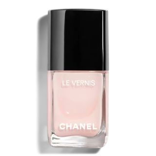 Chanel Le Vernis Longwear Nail Color in Ballerina