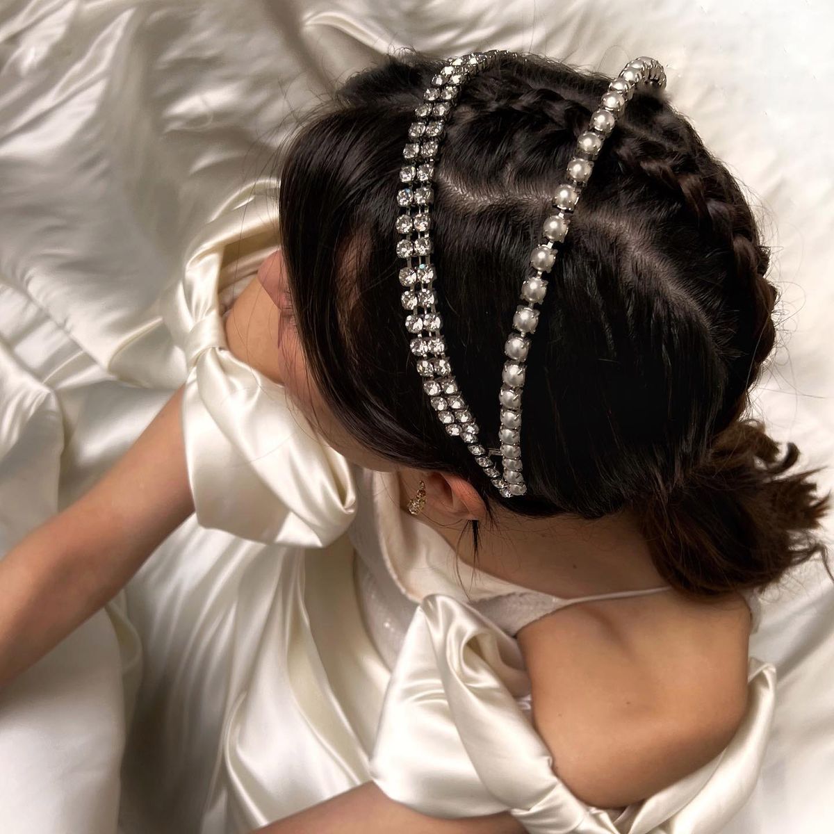 Vintage Inspired Swarovski Crystal Bridal Flower Hair Comb – La Bella Bridal  Accessories