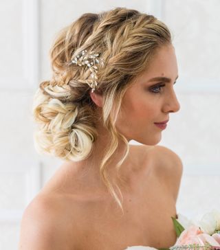 Brides 
Hairpins + Alexina Comb