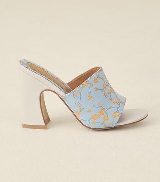 Jaggar the Label + Crescent Brocade Heel