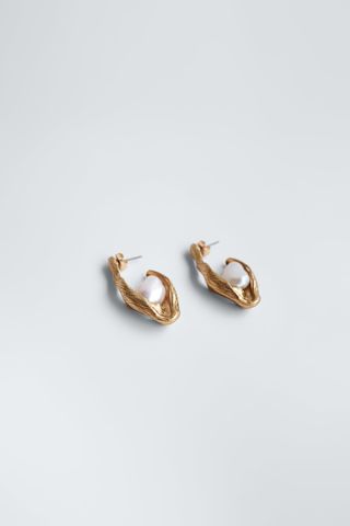 Zara + Natural Pearl Earrings