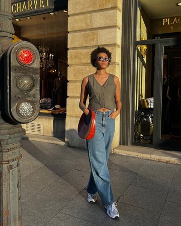 9 Spring Tops French Girls Are Wearing With Their Jeans | Who What Wear UK