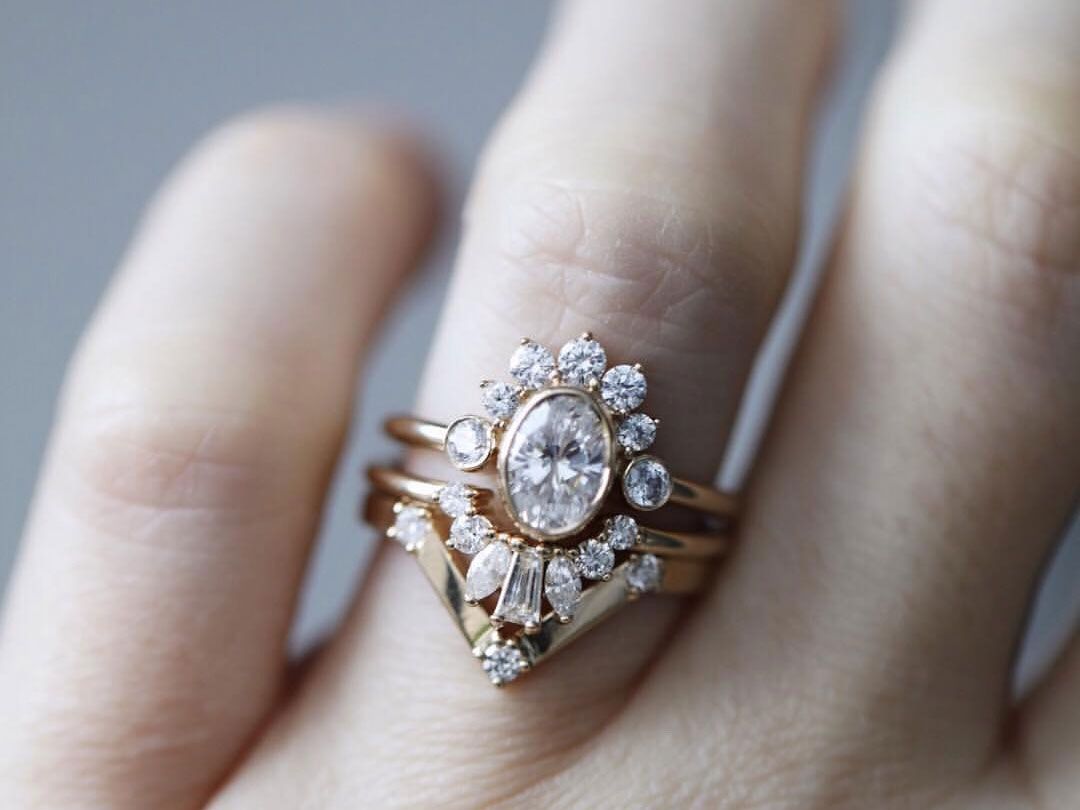 25 Oval Engagement Rings for the Classic Bride | Who What Wear