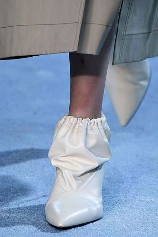 fall-winter-shoe-trends-2019-278818-1553549976235-image