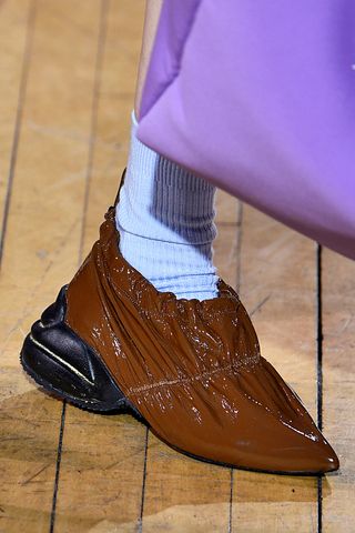 fall-winter-shoe-trends-2019-278818-1553549976703-image