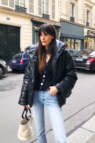 french-girl-cardigan-and-jeans-278909-1553769889030-image