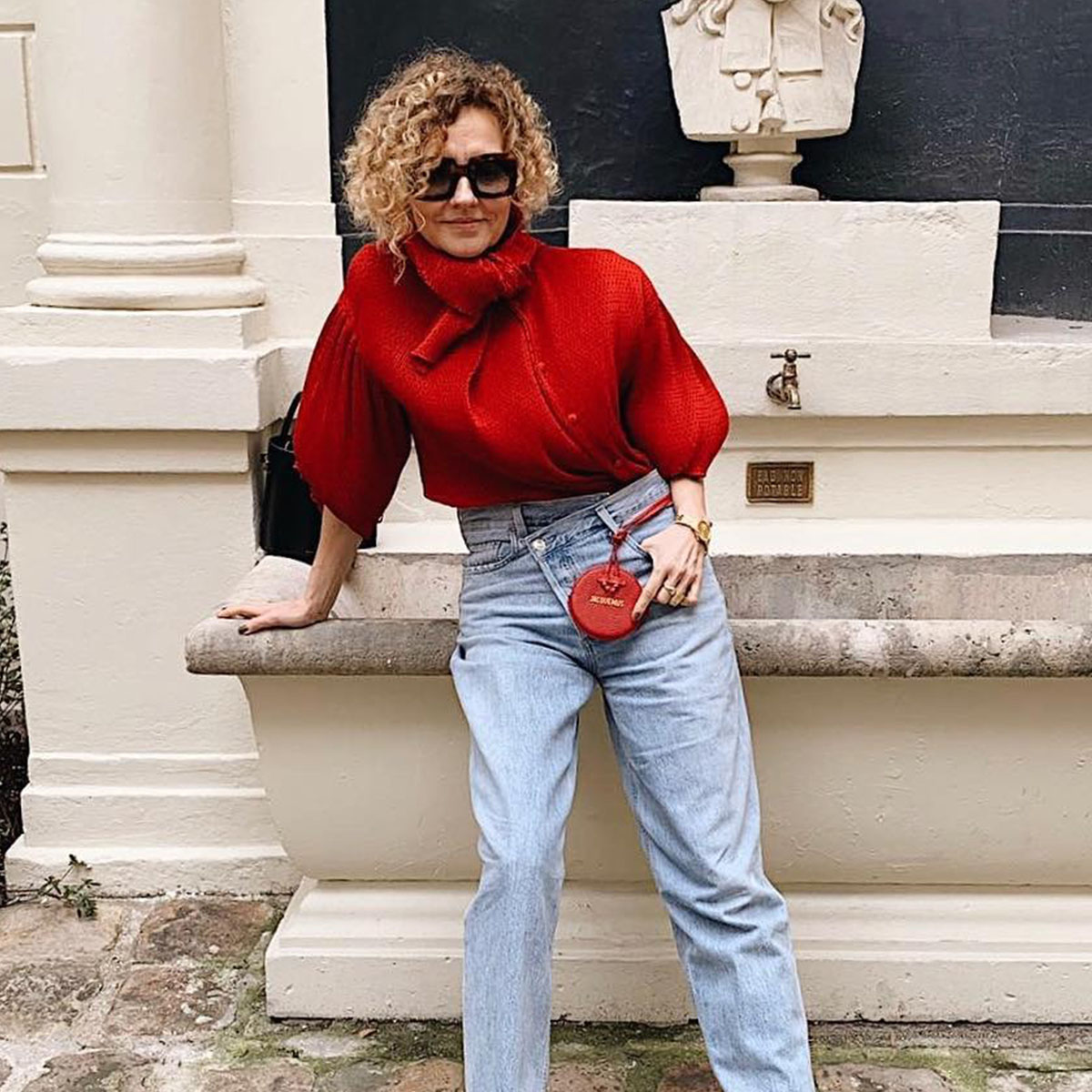 What To Wear With Red Jeans - Chic Over 50