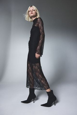 H&M + Overlock-Detail Lace Dress