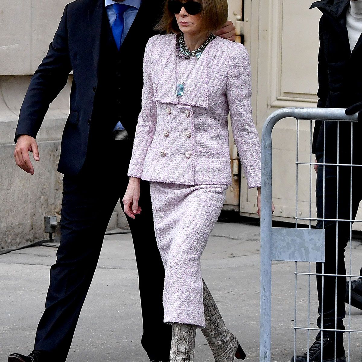 The Controversial Shoe Trend Anna Wintour Loves | Who What Wear