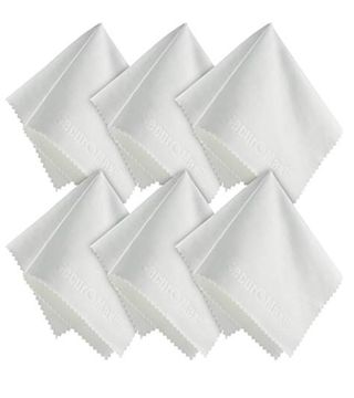 SecurOMax + White Microfiber Cleaning Cloth