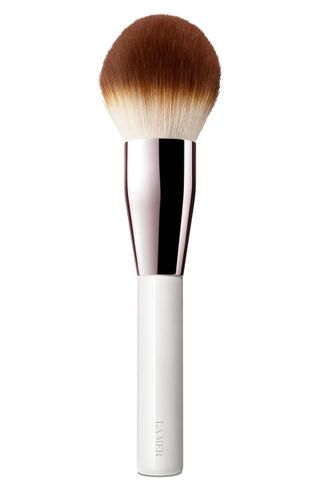 La Mer + Loose Powder Brush