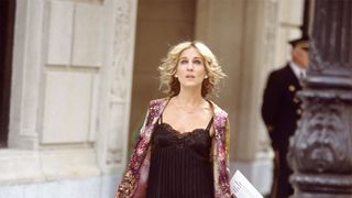 carrie-bradshaw-basics-279271-1555099154393-image