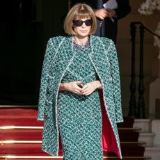 when-not-to-wear-jeans-anna-wintour-279304-1555368152146-square