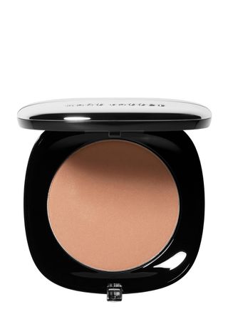 Marc Jacobs Beauty + Accomplice Instant Blurring Beauty Powder With Brush