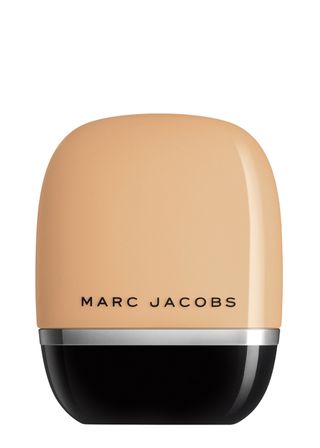 Marc Jacobs Beauty + Shameless Youthful-Look Longwear Foundation SPF 25