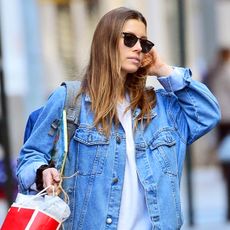 jessica-biel-denim-trend-279507-1556212512622-square