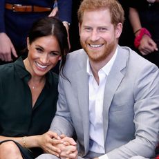 meghan-markle-baby-birth-announcement-279508-1556272079709-square