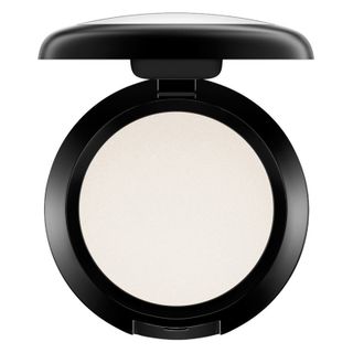 MAC + Cream Colour Base in Luna