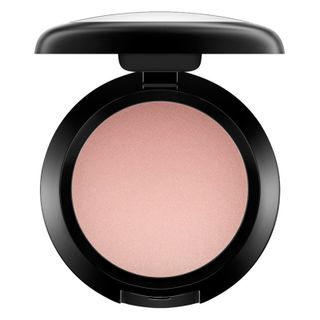 MAC + Cream Colour Base in Shell