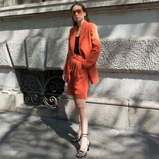 work-outfits-summer-2019-279692-1563374668918-square