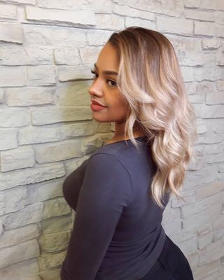 blonde-hair-colors-for-every-skin-tone-279693-1556889048068-main