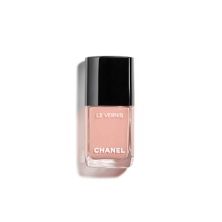 Chanel + Le Vernis Longwear Nail Color in Organdi