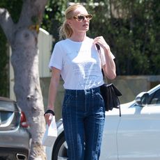 celebrity-style-jeans-tee-279759-1557248682203-square