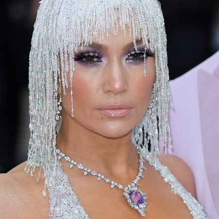 met-gala-jewelry-279775-1557260428920-square
