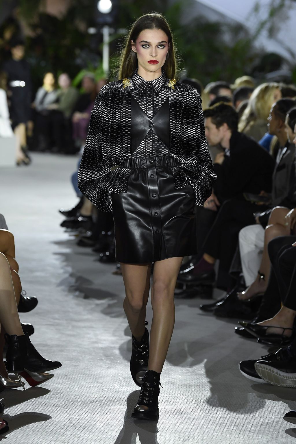 See the Louis Vuitton Cruise 20 Runway Show | Who What Wear