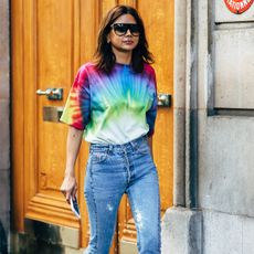 summer-jean-t-shirt-outfit-ideas-279953-1558026916165-square