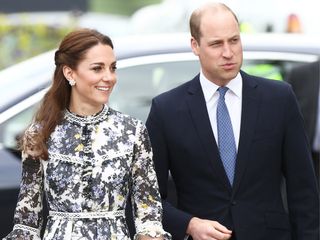 kate-middleton-and-other-stories-dress-280017-1558375232872-main