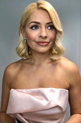 holly-willoughby-beauty-products-280045-1558452515009-main
