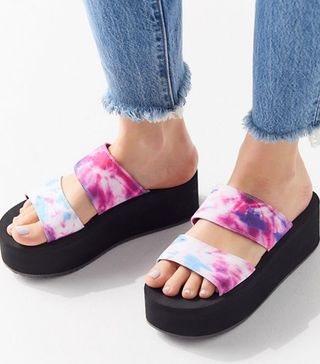 UO + Ava Tie-Dye Platform Sandals